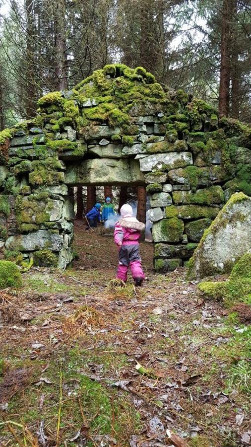Orheimstunet - Gardsferie For Storfamilien Der Ogsa Hunden Er Velkommen Starheim المظهر الخارجي الصورة
